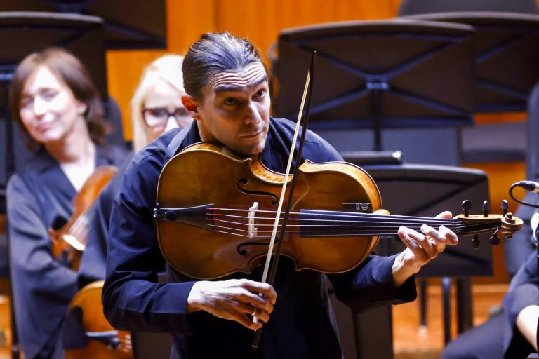 Read more about the article Beogradska filharmonija i Sergej Malov 1. XI 2024.